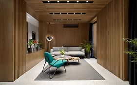 Dominic Smart & Luxury Suites - Edition